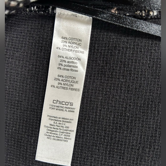 NWT Chicos Textured Stripe Cardigan Sweater Long Sleeve Button Close.Black White - Picture 8 of 9